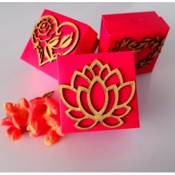 Lotus wedding cake box